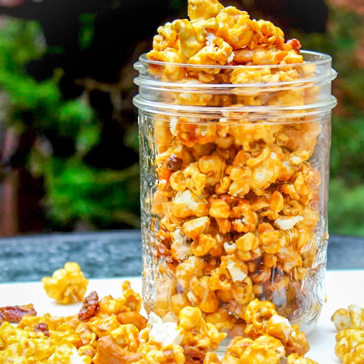 Creating Irresistible Homemade Salted Caramel Popcorn! Popcorn Popcorn